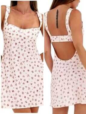 Rumored Loverboy Floral Mini Dress Candied Carnation Pink Small New with Tag